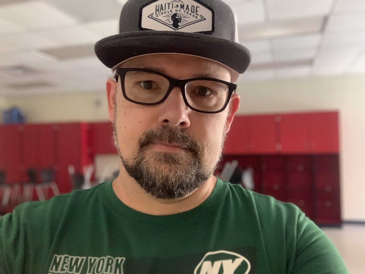 Mr. Rockwell tweet media