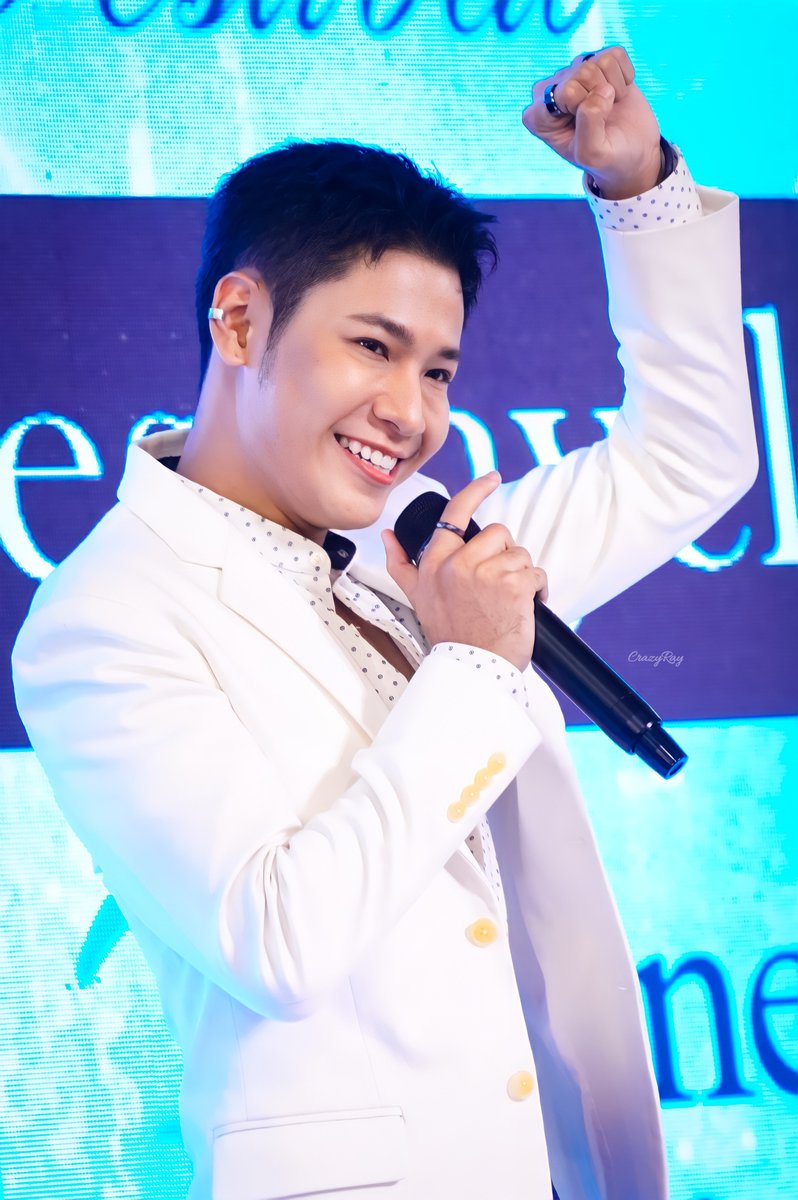 __crazyray's tweet photo. สัญญาณมือนี้เป็นที่รู้กัน~

#DestinyclinicSingto 
#SingtoPrachaya https://t.co/DNWktfG5nG