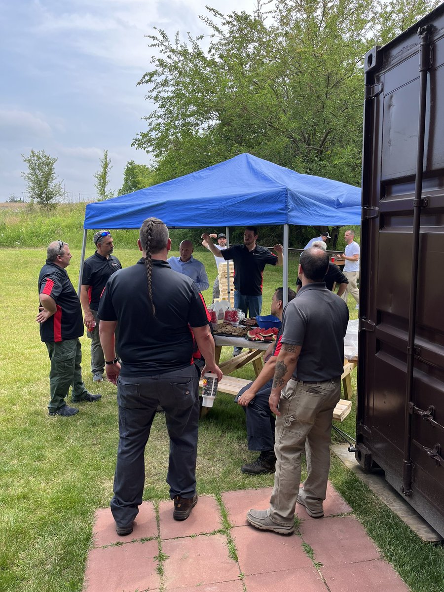 snazzysales's tweet photo. Cookout to kickoff summer! https://t.co/iNvcfzjiHz