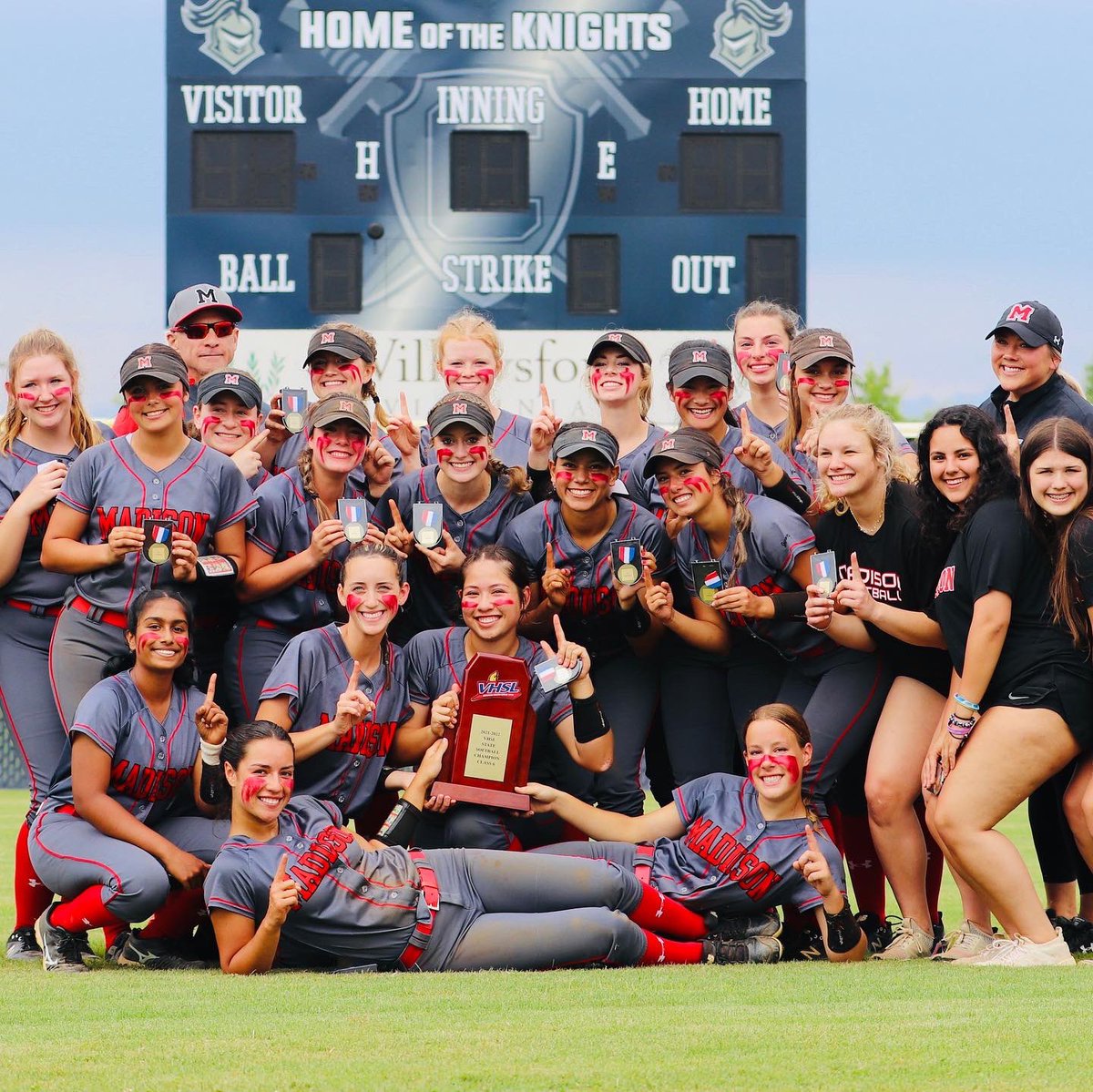 STATE CHAMPIONSSSSSSS ❤️🖤