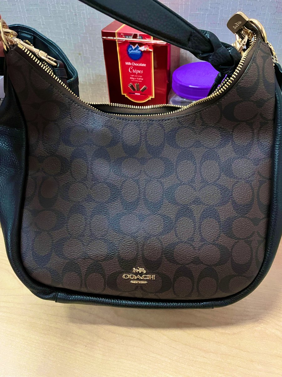 christintineeee's tweet photo. Huhu ang ganda…. Thank you GB🥰🥰🥰 #coach https://t.co/uQb6j3hHoB