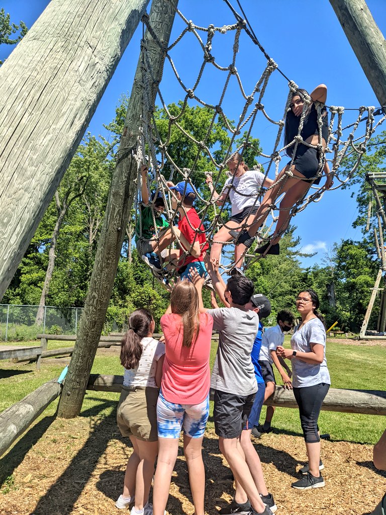 missaaclark's tweet photo. We had lots of fun at the @McMasterU Altitude camp today! ☀️ It was so nice to see the students enjoy working together, team building &amp; over coming obstacles! 🙌🏼 @sjoa5 @HCDSB https://t.co/gUAvmUYfhd