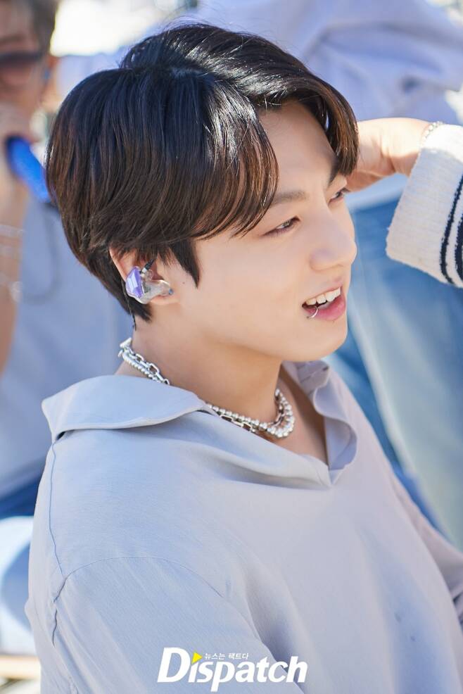 sugadboy's tweet photo. — PROOF LIVE | Hilo de fotos en HD.

#BTS_Proof @BTS_twt https://t.co/QrFA5Fjlom