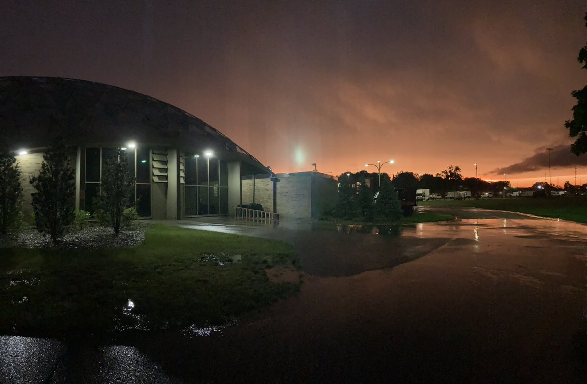 mattmerten's tweet photo. @mattcashore Tell me Stepan isn’t the most beautiful building on campus! https://t.co/QVheVy8kmP