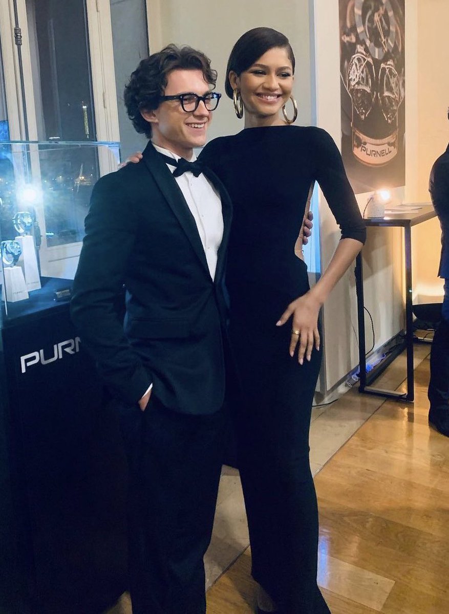 tomdayarchive's tweet photo. mr and mrs zendaya 🫶🏼 https://t.co/F0nZi2N9NU