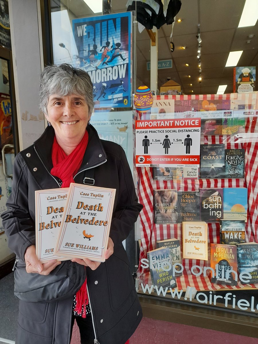 Warm and cosy in <a href="/fairfieldbooks/">Fairfield Books</a> today to sign some copies of Death at the Belvedere - and so good to catch up with the talented <a href="/aoifejclifford/">Aoife Clifford</a>!