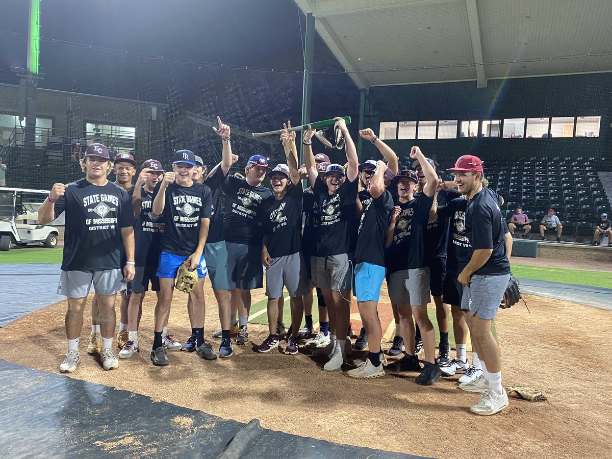 StateGamesofMS's tweet photo. District 8 wins the State Games Home Run Derby, Peyton Dewitt’s bat🔥🔥 https://t.co/M2Tn2thsxy