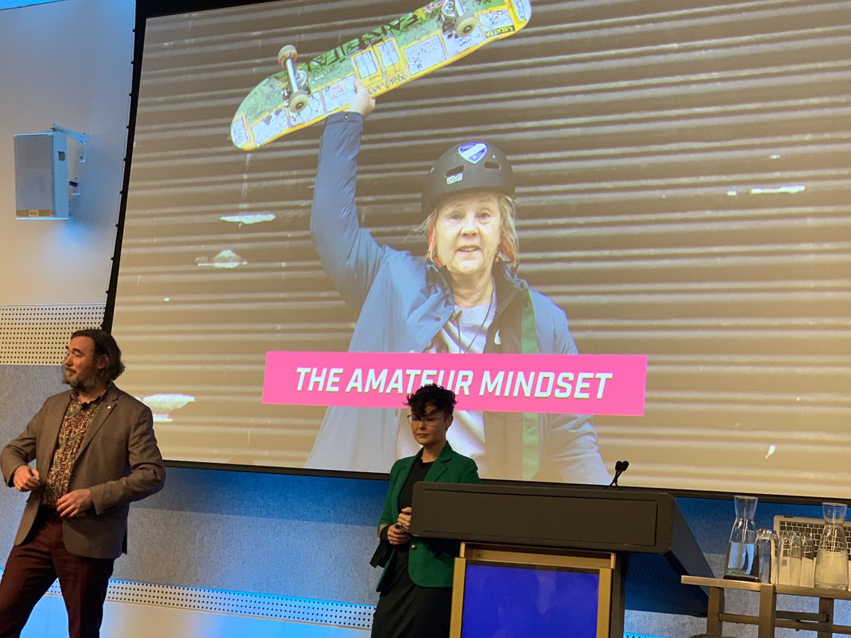 nicolekearney's tweet photo. Thanks #FutureCrunch for launching #VALA2022: “None of us know what’s coming next, but we know that we can adapt. Every day is an opportunity. Calm your inner scaredy-cat & embrace intelligent optimism with your shiny new amateur mindset.” https://t.co/JCLtAHORzD
