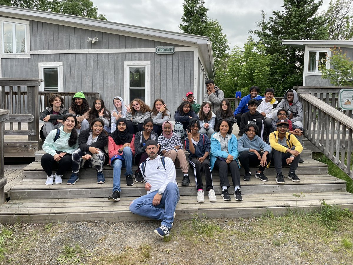 Day 1 @SOESKearney sooo much fun! All students passed the swim test, free swim time, lots of beach volleyball, we had a delicious dinner and then a ride on the big boat! The best day ever! @IonviewPS @LC3_TDSB