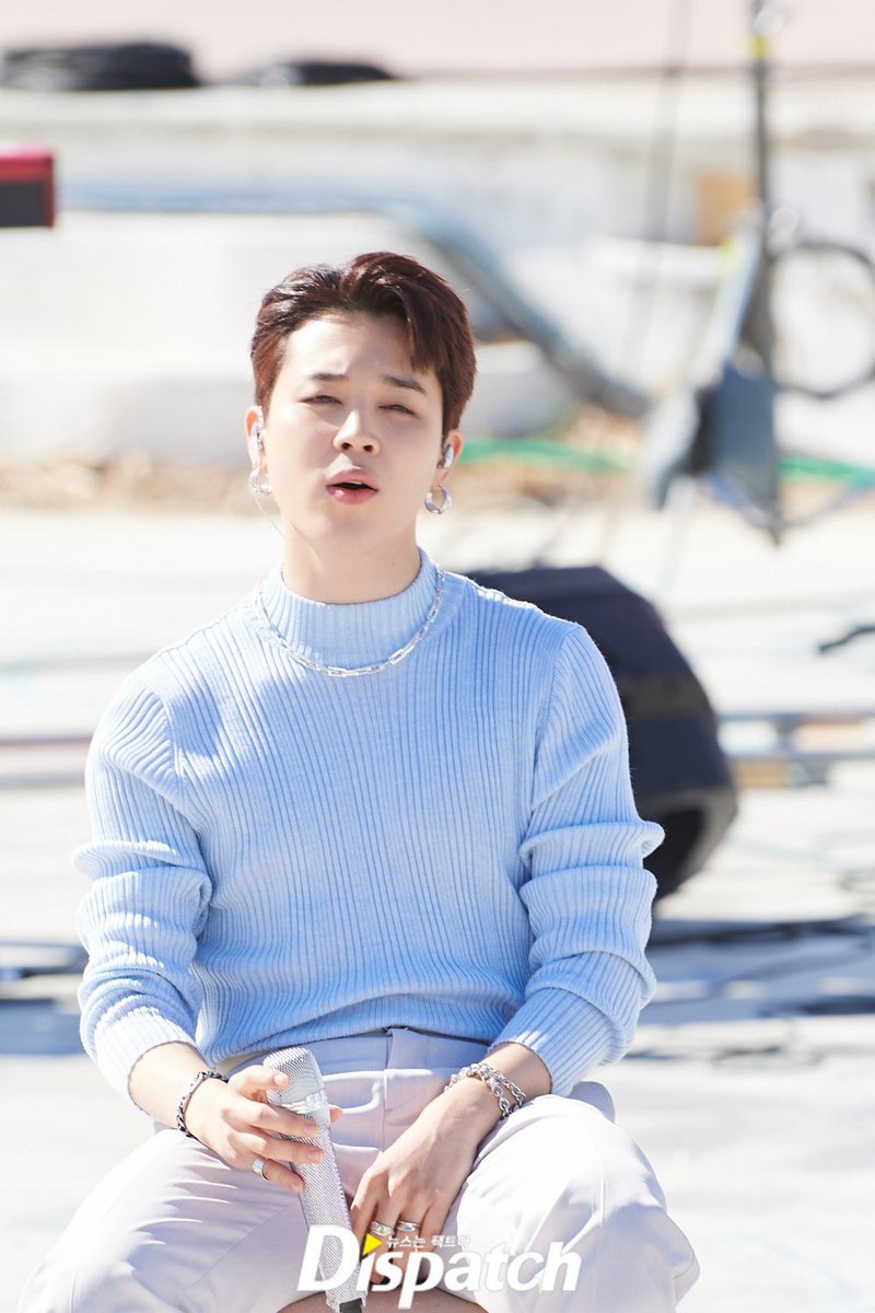 xJiminsHeart's tweet photo. Park Jimin ๐
#Proof_LIVE #BTS #BTS_Proof https://t.co/r4yqXPAdOR