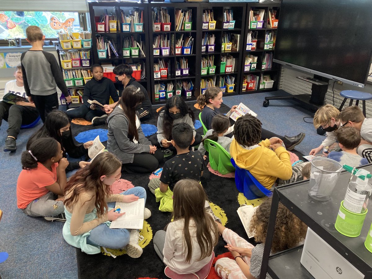 LisaOmath's tweet photo. Fun was had by all at the School wide Read In at Lowell. It was planned and organized by our student leadership team.  Great stories, laughs , treats, introductions and stories. Love our Leopards!! https://t.co/UeBIBA3qev