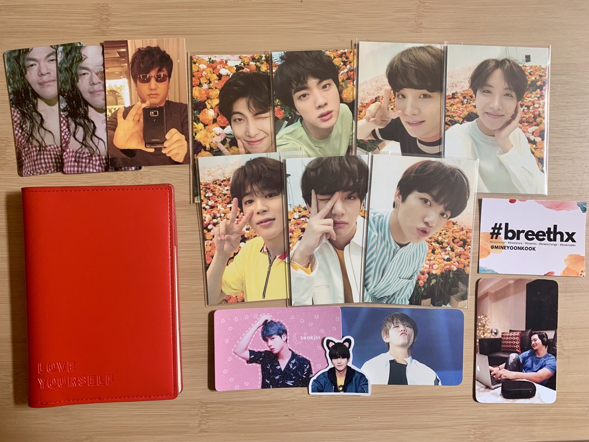 abcdefvoo's tweet photo. thanks @mineyoonkook sa panic mode pabili from mershuari π
thanks for securing bang pd and jyp super rare pcs π₯Ήπ«Άπ» super touching long note :(((( plus thanks rin sa freebies na passport case & pcs huhu π₯Ί #breethx #breenabler #breeditraw https://t.co/Ew5hkwiiY2
