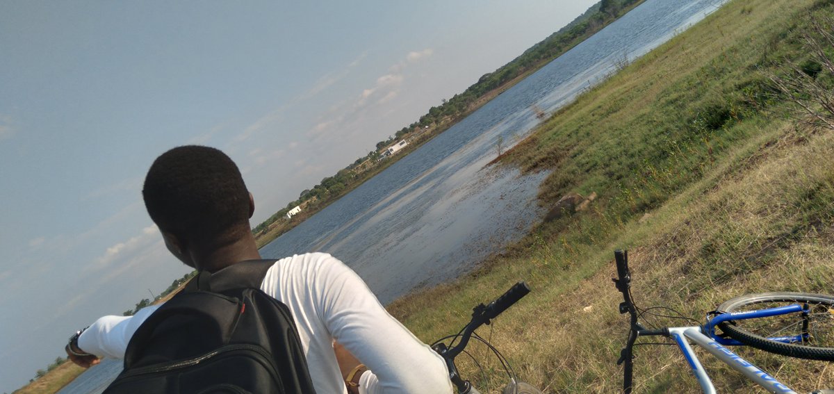 mwanzabj's tweet image. We don't sleep at night for 1  (one) basic reason; *Best ideas come when most humans are partly conscious*

It's less cloudy and ideal for nature to communicate in such environments.

#MotivatedDev