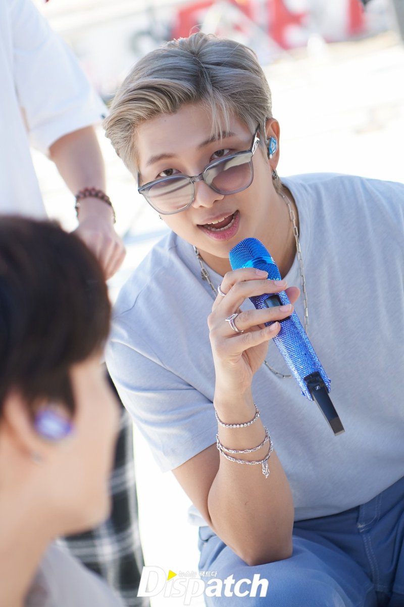 BTSquadInfo's tweet photo. [INFO]📰

¡Imágenes exclusivas de BTS compartidas por Dispatch, durante 'Proof Live'!

©ZER0XBLACK | @BTS_twt #BTS https://t.co/sjO7epuHJD