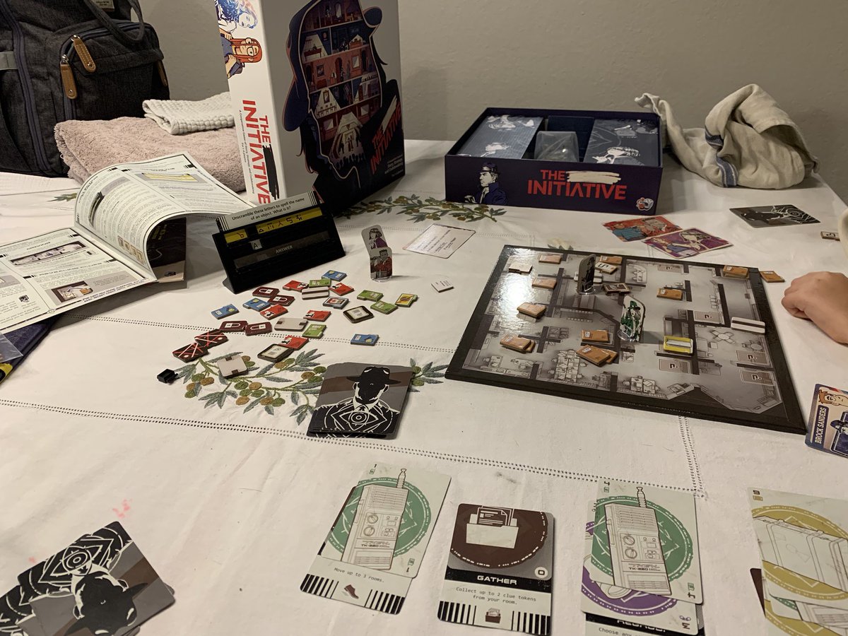 Perrytom6's tweet photo. Having a great time playing #theinitiative by Corey Konieczka. Not the game you’d expect who has Twilight Imperium in his ludography as this one is simple, fantastic family fun. The only trouble is, it’s hard to keep the kid from reading ahead in the story… that comics is 🔥 https://t.co/zgZsvmA2EC