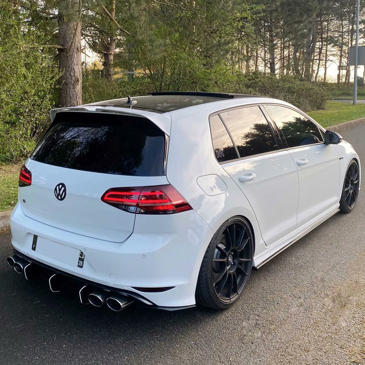 ShineGraffix's tweet photo. Low #golfr #gti #vw #mk7 #wheel #stance #euro #vwvortex #decals https://t.co/pt3JsNUzv2 https://t.co/x0QVGSYaLc