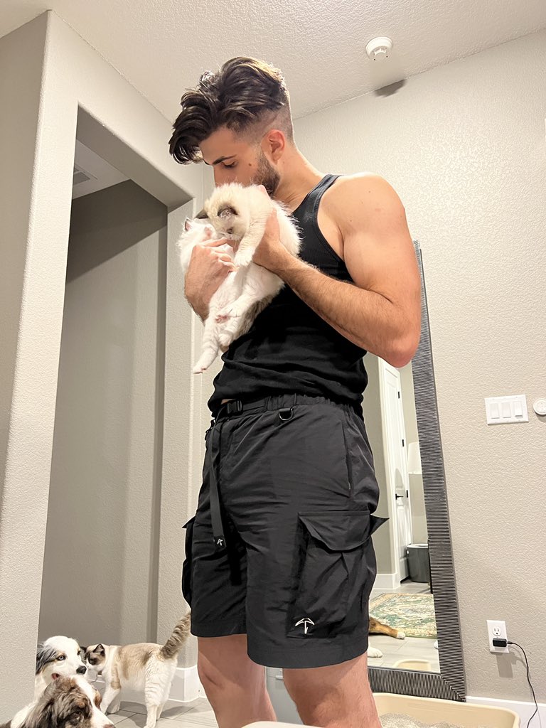 manishie_'s tweet photo. I think I’m gonna get pregnant later tonight no cap 😩🤚 https://t.co/5UaB1nkOMa