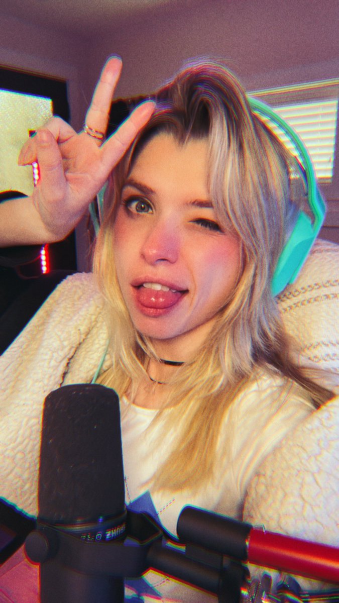 thejimjammiest's tweet image. Anyone down for spoops???
WE PLAYIN THE QUARRY!! big thanks to 2K for the game key😃
&amp;gt;&amp;gt; twitch.tv/thejamplan