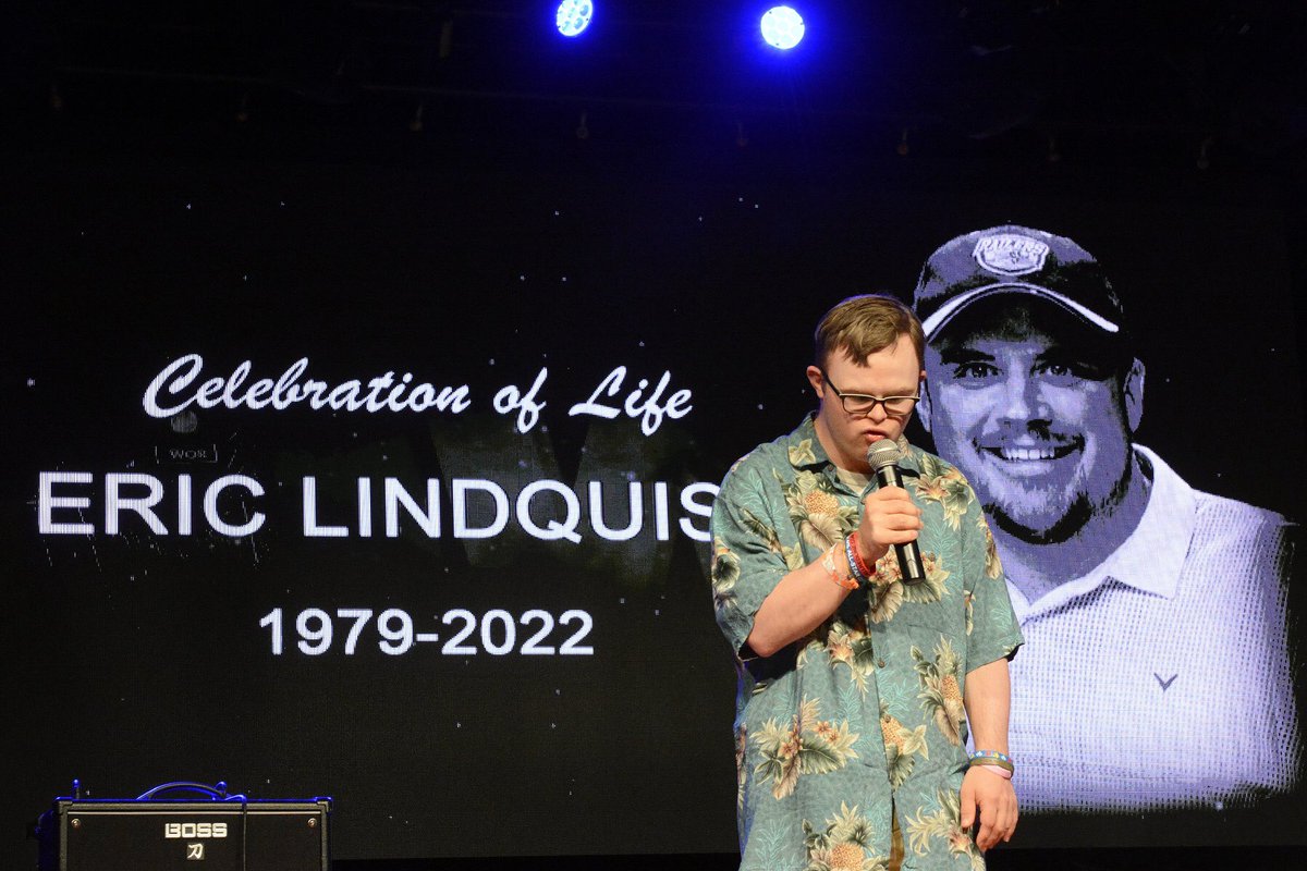 RLIMAGES's tweet photo. Eric Lindquist , so ever present with us all last evening. Melissa Sommer with a beautiful testimonial and Marley with a memorable rendition of the National Anthem. ❤️@VoiceOfPuck @RailersHC @OTRWorcester @sjbarracuda @SanJoseSharks @TheAHL @RailersBC https://t.co/sizNkZ1qwt