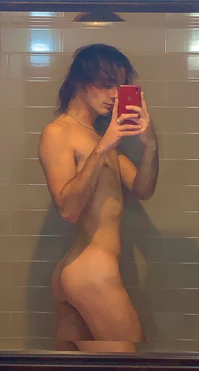 alyxxxx01's tweet photo. 🚿 https://t.co/vApEpBFfgY