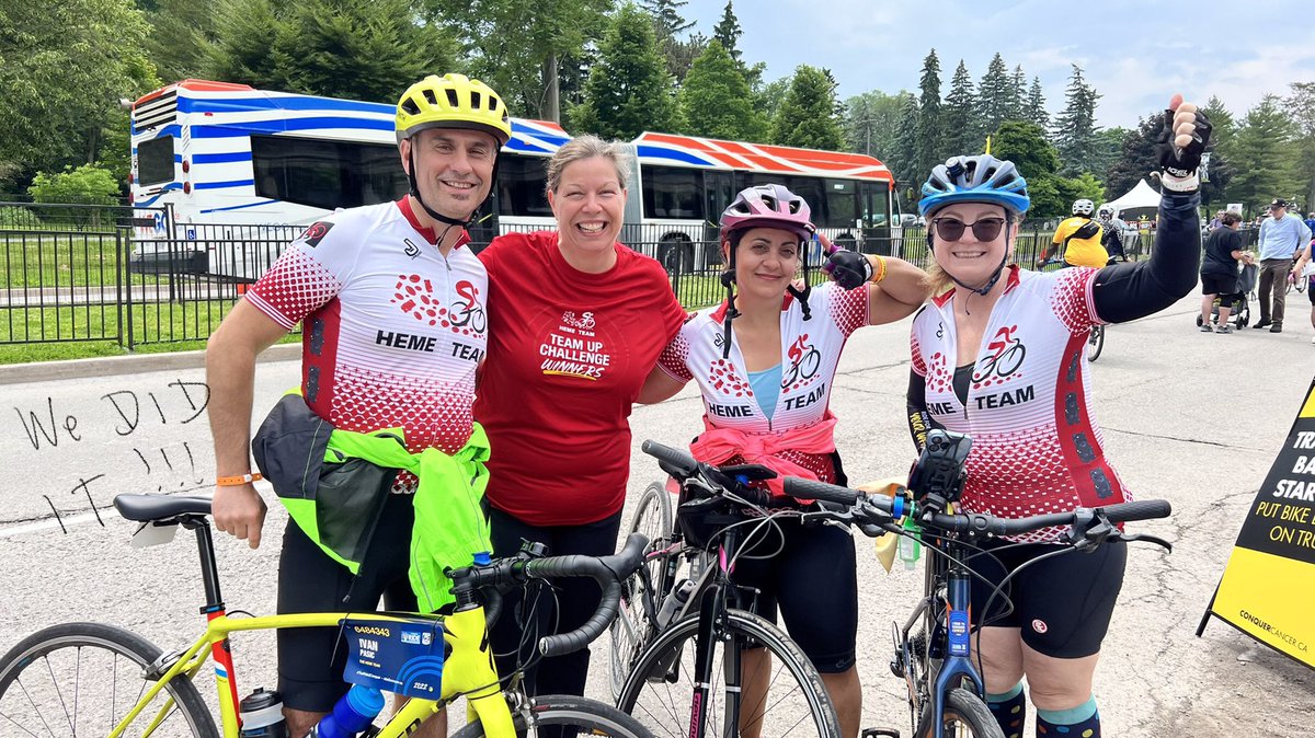 natasapk's tweet photo. @Trustee_Ward5 #ride2conquer We did it! Through rain, pain and doubt, comradeship and support, to pride and victory!!! 220km in 2 days! Thank you all for moral + financial support. We will conquer cancer, the #1 cause of death in Ca, which attacks 40% of Canadians! It can be done https://t.co/kH2564HJWR