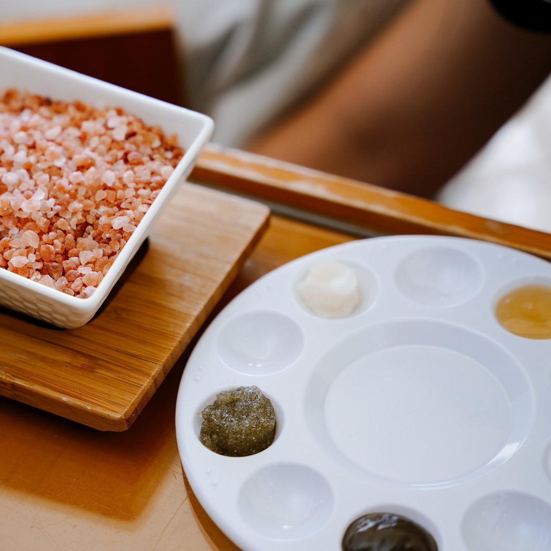 AbsoluteSpa's tweet image. Let's start off the week with 4 simple words - Less stress, more facials 😉🥂

Book your next facial now before the weekend fills up! 
Click here - zcu.io/Fuk5 

#absolutespa #facial #skincare #lessstressmorefacials #vancouverbc #richmondbc