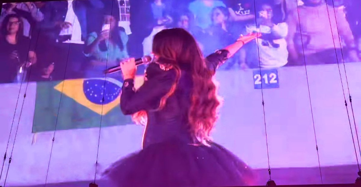 🔊 La música y el amor rompieron fronteras… 🇧🇷 🇲🇽 
#2000sPopTour ❤️ <a href="/DulceMaria/">Dulce Maria</a>