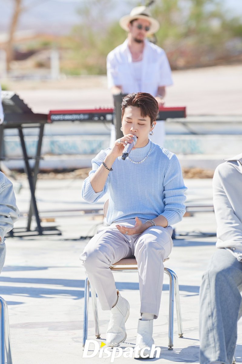 BTStwt_Jimin's tweet photo. Dispatch x BTS
✨ PROOF LIVE 

#BTS #9thYearsWithBTS #PROOF_BTS #JIMIN #지민 https://t.co/h5DyOq4D8X