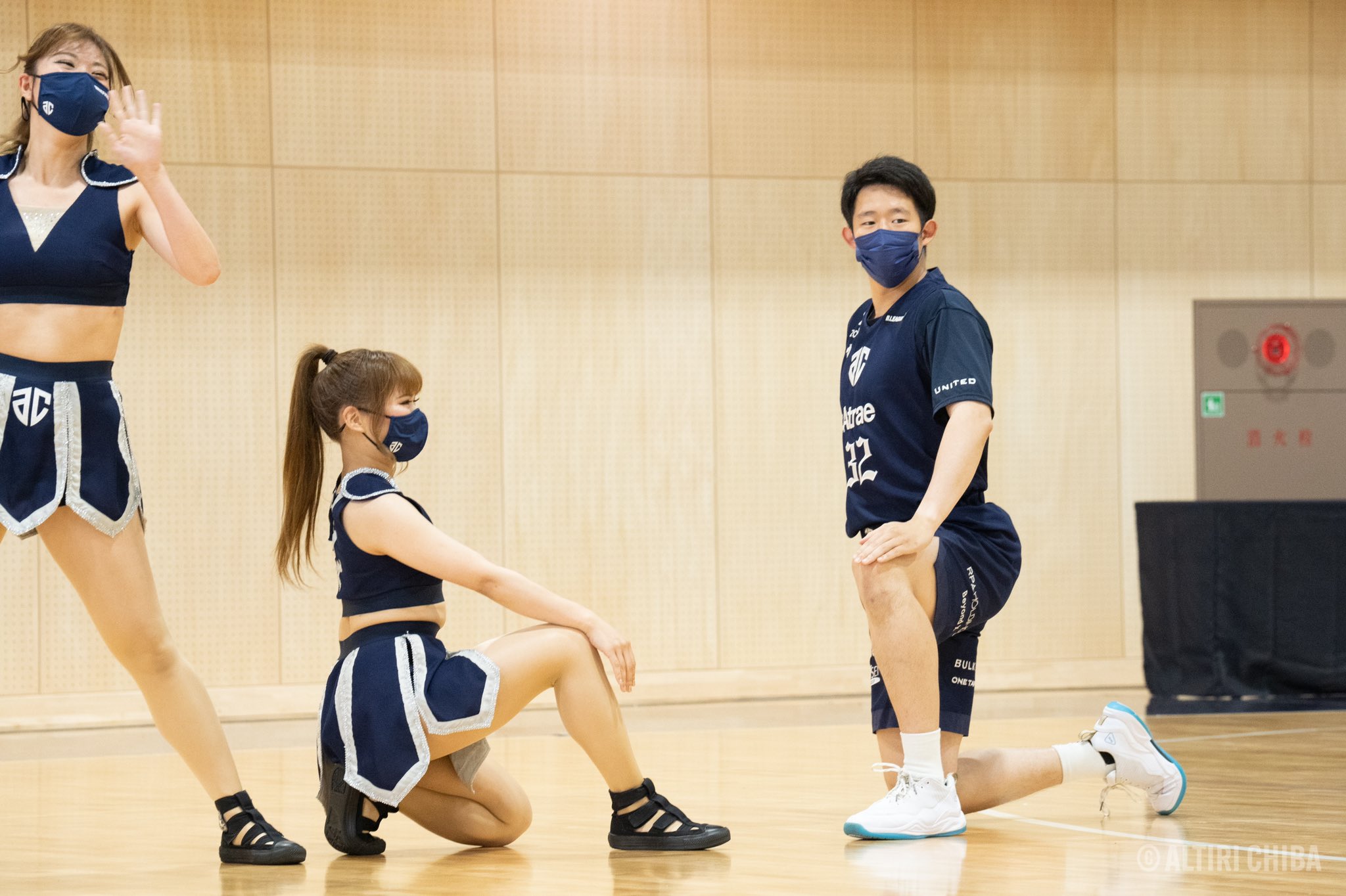 ALTIRI CHIBA SWEAT HOODIE | ALTIRI CHIBA PREMIU