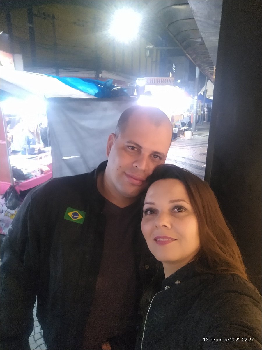 schons41's tweet image. #Trabalhei ate tarde hoje... Saimos de casa 21:15 pra ir #prestigiar Sao Toinho
#SantoAntonio.
Deu pra ver alguma coisa!
#NovaIguacu
#Feriado