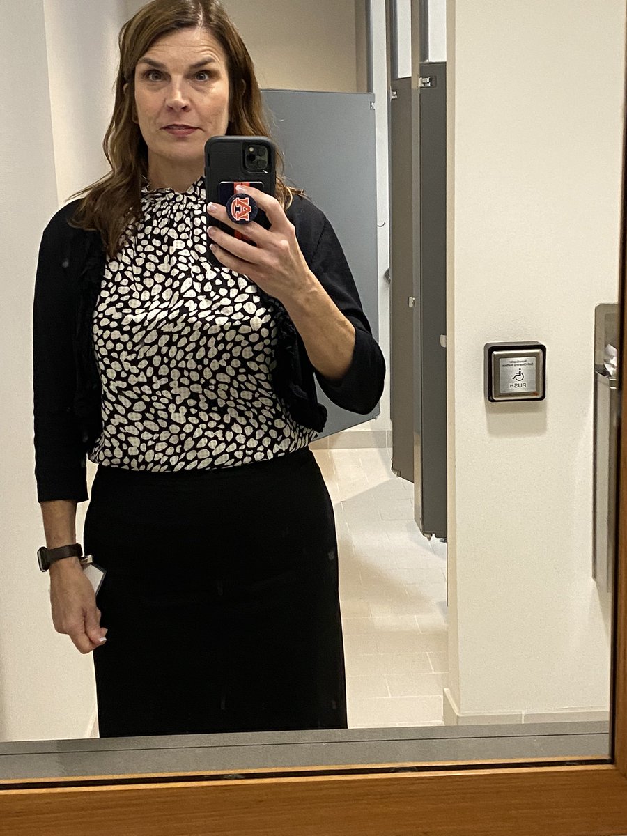 wareaglenp's tweet photo. Yes I clean up well. #futureMBA https://t.co/e5Uya4wblC