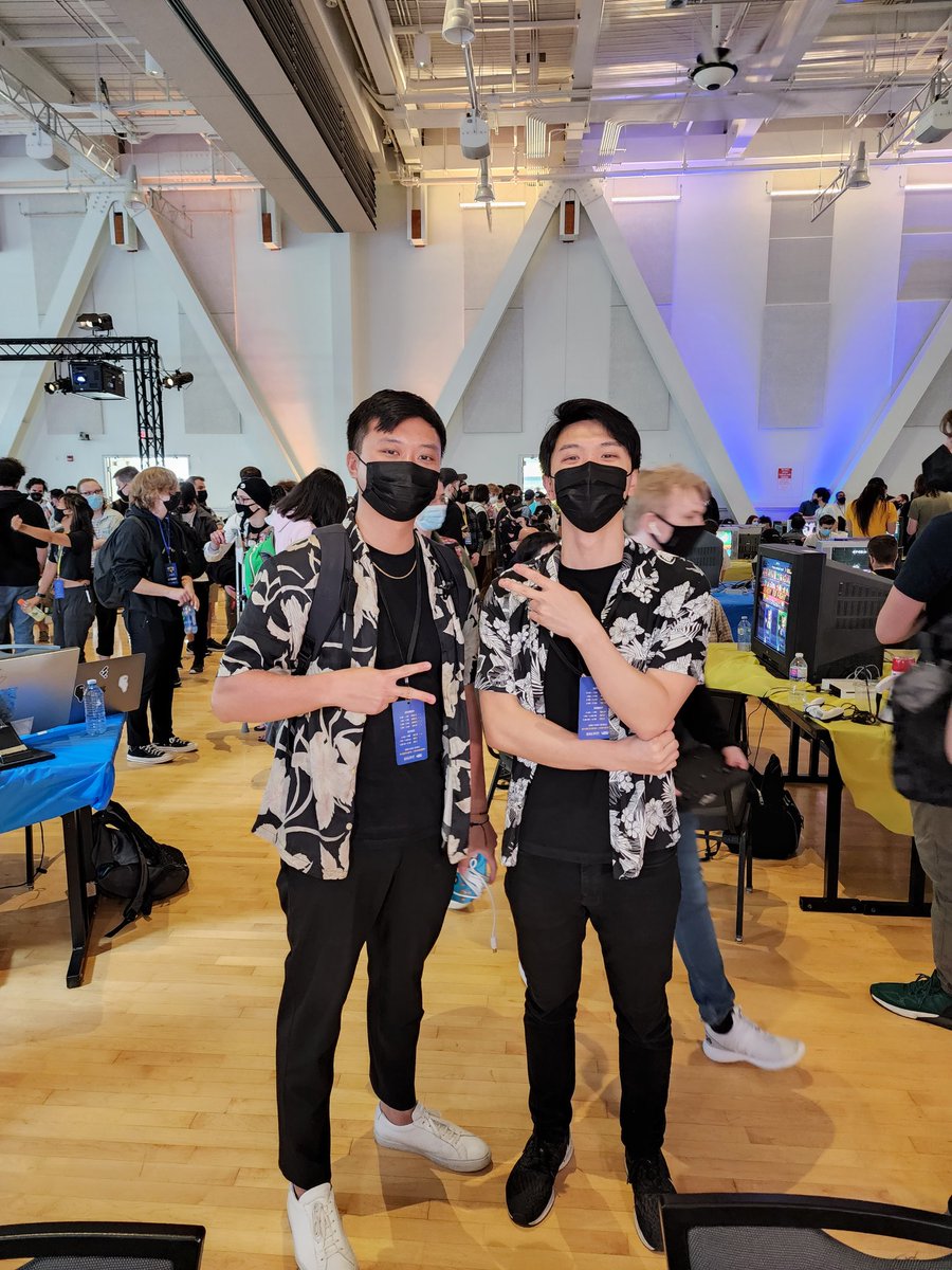 alexyeez's tweet photo. I found my long lost twin brother this past weekend... https://t.co/72rbSXrLKF