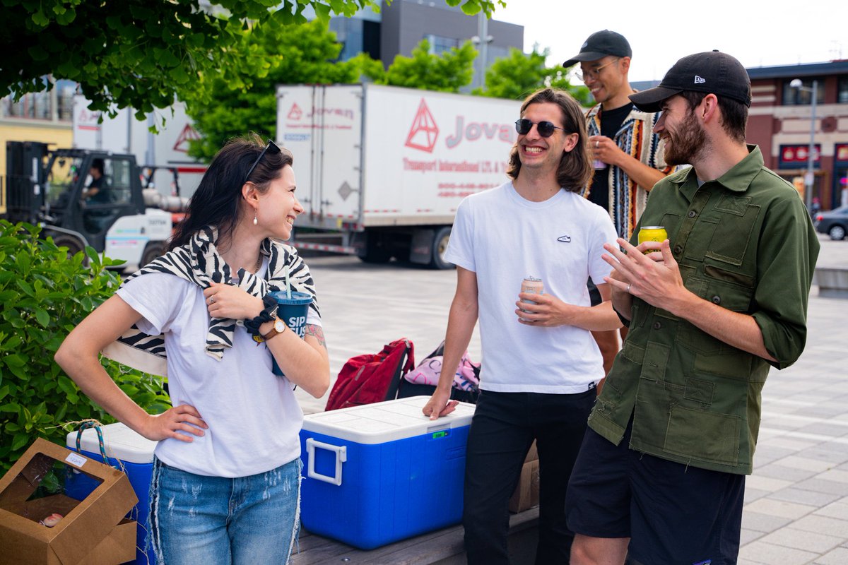 szemingwu's tweet image. Small celebration on @613_DAY by @apt613 in Lansdowne Park. #613day #ottawa