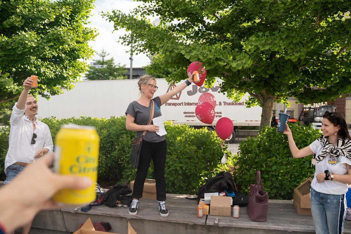 szemingwu's tweet image. Small celebration on @613_DAY by @apt613 in Lansdowne Park. #613day #ottawa