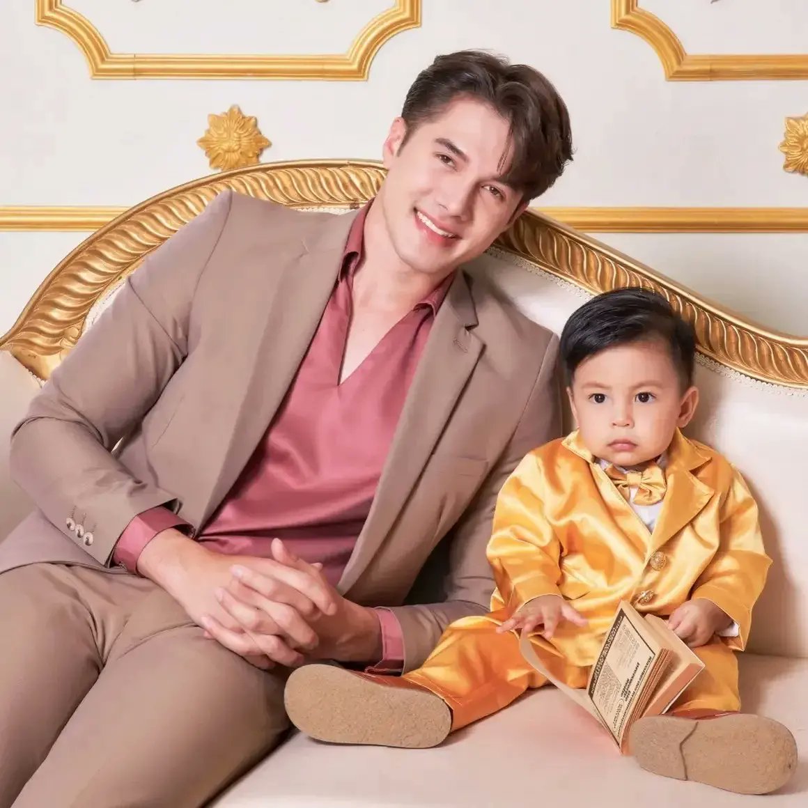 thongraya_mikk's tweet photo. รูปสวยๆจากนิตยสาร Style Kids 
#นายแบบนางแบบเด็ก #ถ่ายหน้าปกนิตยสาร
#stylekids #มิกค์ทองระย้า 
#mik_thongraya
#สายเลือดสองหัวใจ
#บ่วงวิมาลา https://t.co/fYhMAJCbRU