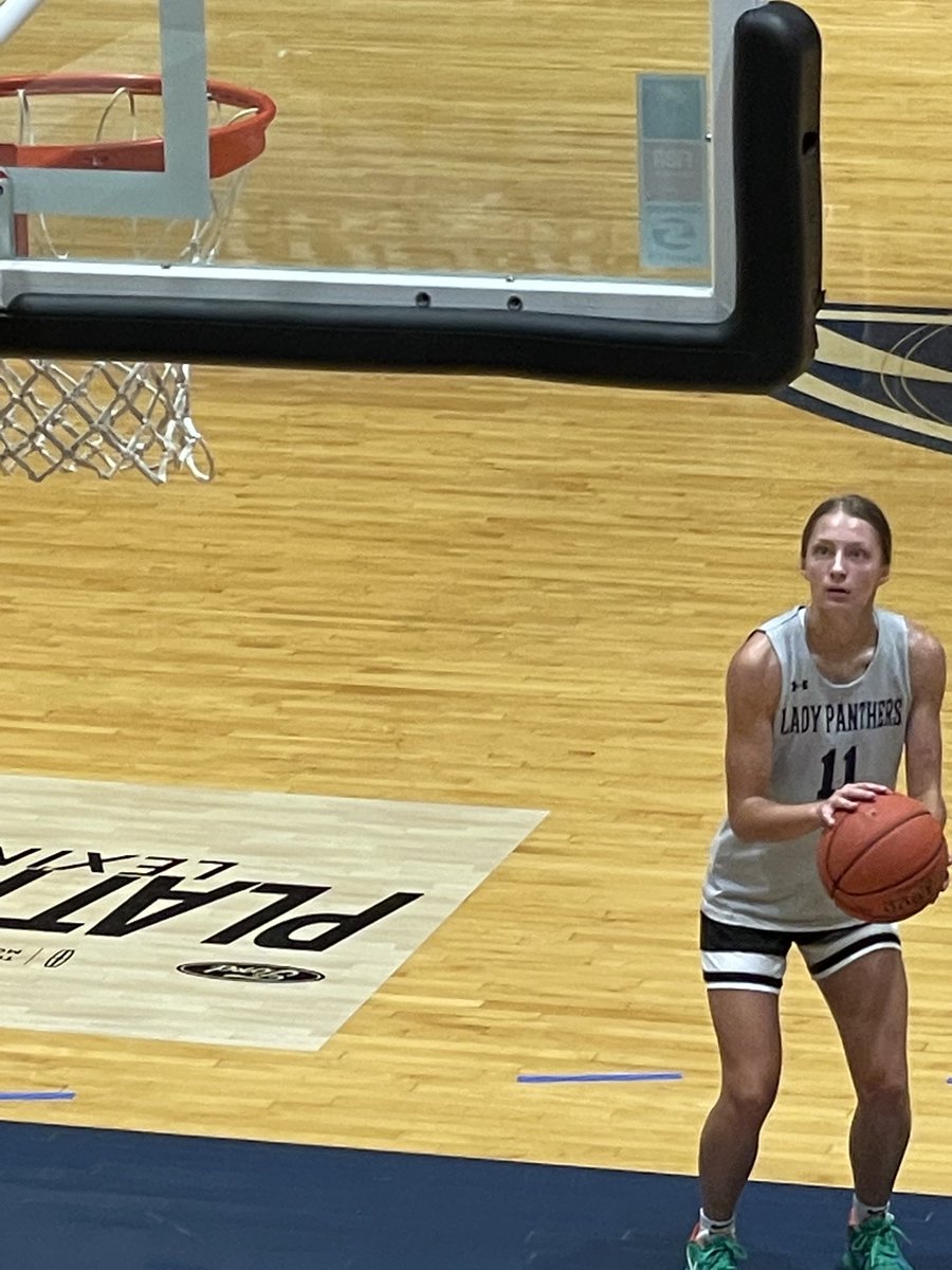 SidesKeith's tweet photo. Thanks ⁦@MB_Tournaments⁩ for 15 years of memories in Kearney. You challenged our 3 kids to get better every year and two reached their goal of playing college basketball.⁦ @Phillipsburg_HS⁩ ⁦⁦@TreySides11⁩ ⁦⁦@ty_sides⁩ ⁦@taryn_sides⁩ https://t.co/EHmRT3HhO0