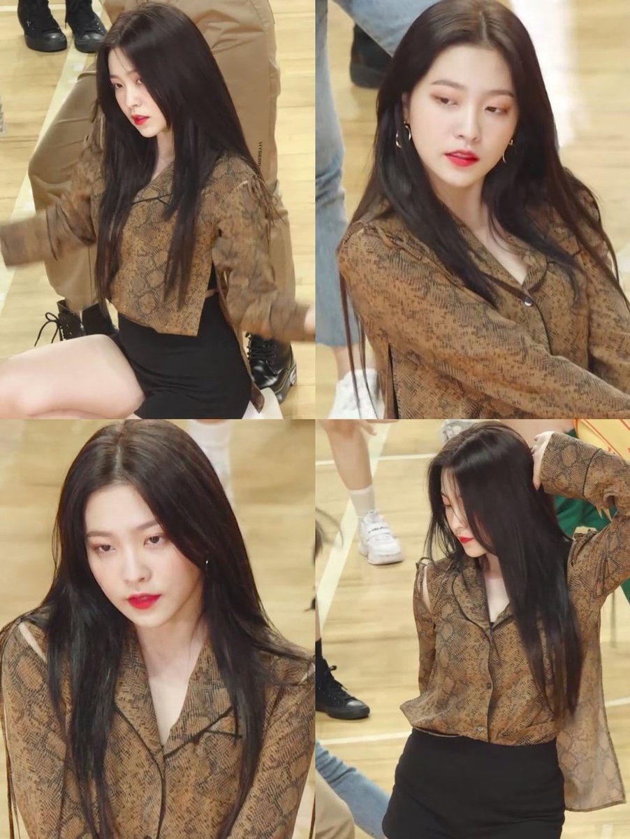 yeripics's tweet photo. kim yerim is so attractive https://t.co/9TGLl39IaQ