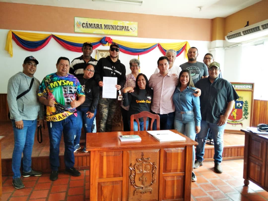 CallaoConcejo1's tweet photo. Hoy 13 de Junio mediante Sesión Extraordinaria  del Concejo Municipal se aprobó mediante decreto  el 17 de Agosto como DÍA MUNICIPAL DEL CALIPSO en nuestro Callao como conmemoración a la fecha de nacimiento de una de las más grandes intérprete de este Género: Isidora Agnes https://t.co/5V4OaCkaAl