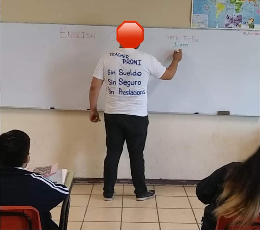 ComunicacionPS's tweet photo. L@s Teachers #PRONI piden a la Maestra @delfinagomeza, de solución a sus demandas que llevan años sin resolver:
-Sin seguro médico
-Sin aguinaldo
-Sin prestaciones laborales
-Sin aumento salarial
-Sin vacaciones pagadas
Apoyemos en toda la república a nuestr@s Maestr@s de inglés! https://t.co/1Al2PPHlec