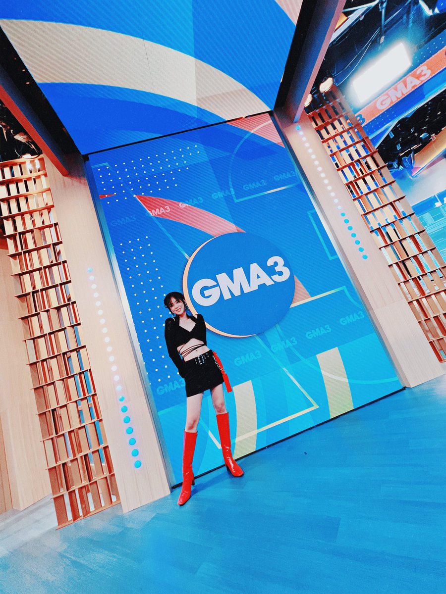 bibi_updates's tweet photo. 220613 EDT (220614 KST) @nakedbibi Twitter
#BIBI #비비
still in shock that this actually happened 😱 TYSM @.ABCGMA3 @.ABCGMA3 @.88rising @. gHoodmusic_
and #BIBItans, u are my heart 4ever - without u i am nothing ❤️
https://t.co/bAwJwLqbH9 https://t.co/6D7MMip7LG