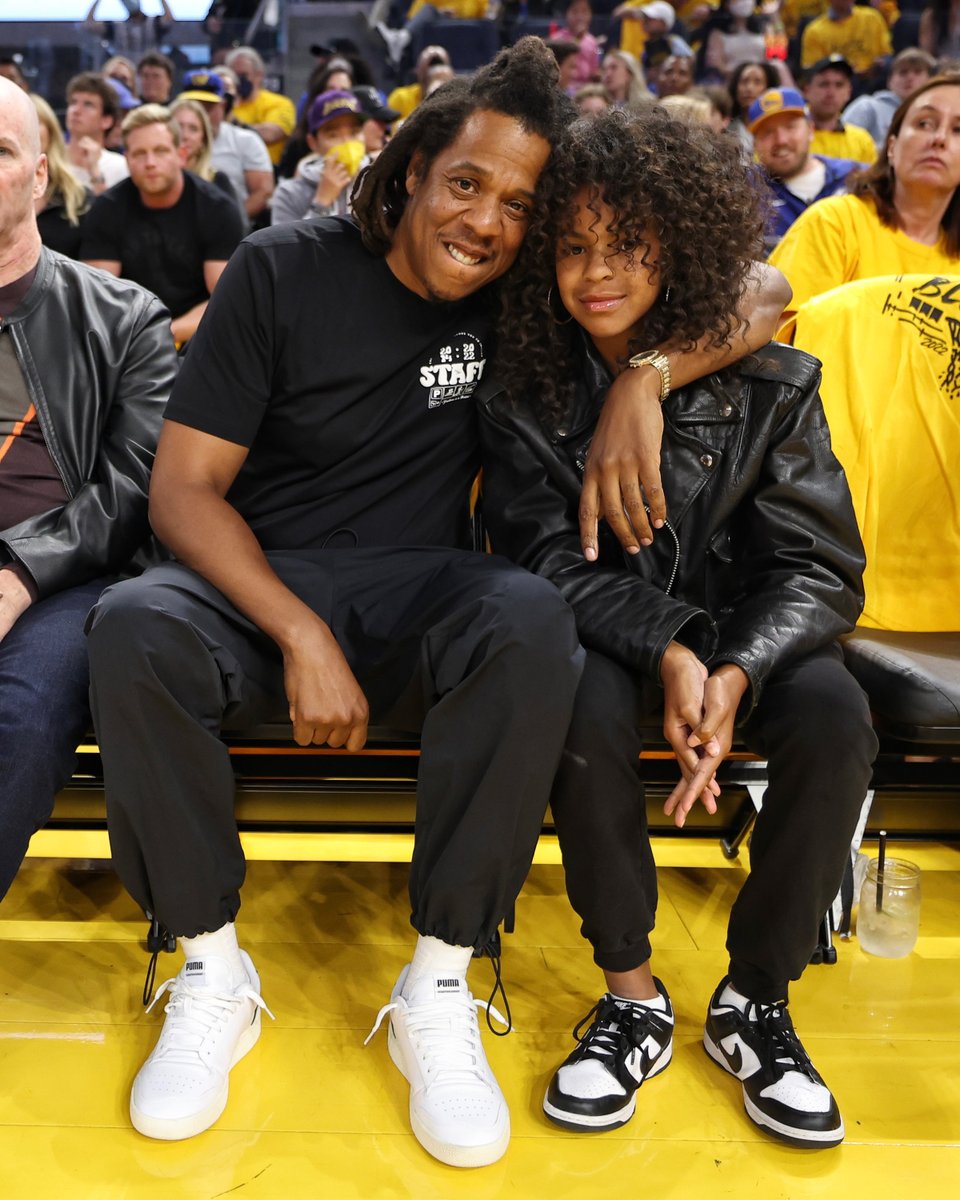 Complex's tweet photo. Jay &amp; Blue courtside at the #NBAFinals2022 🏀 https://t.co/g1SxTkGqrT