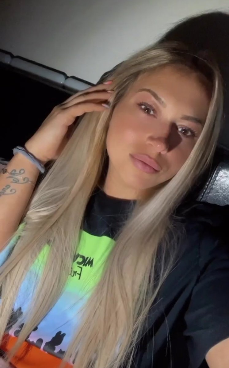 L76894374's tweet photo. Vásárolj videók képek extrák tali csak vásárlás esetén! 🔞 Keres bizalommal 💋 https://t.co/QB38dzob2Z
