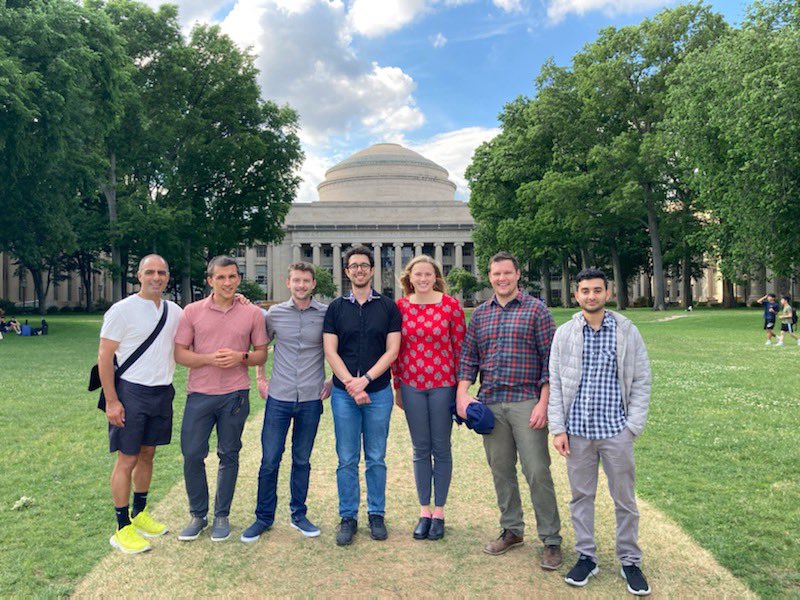 LainaHall's tweet image. Some fantastic science today at #CRISPR2022. Sharing the experience with friends in the @WiedenheftLab makes for 10x the fun! Looking forward to the rest of the conference.