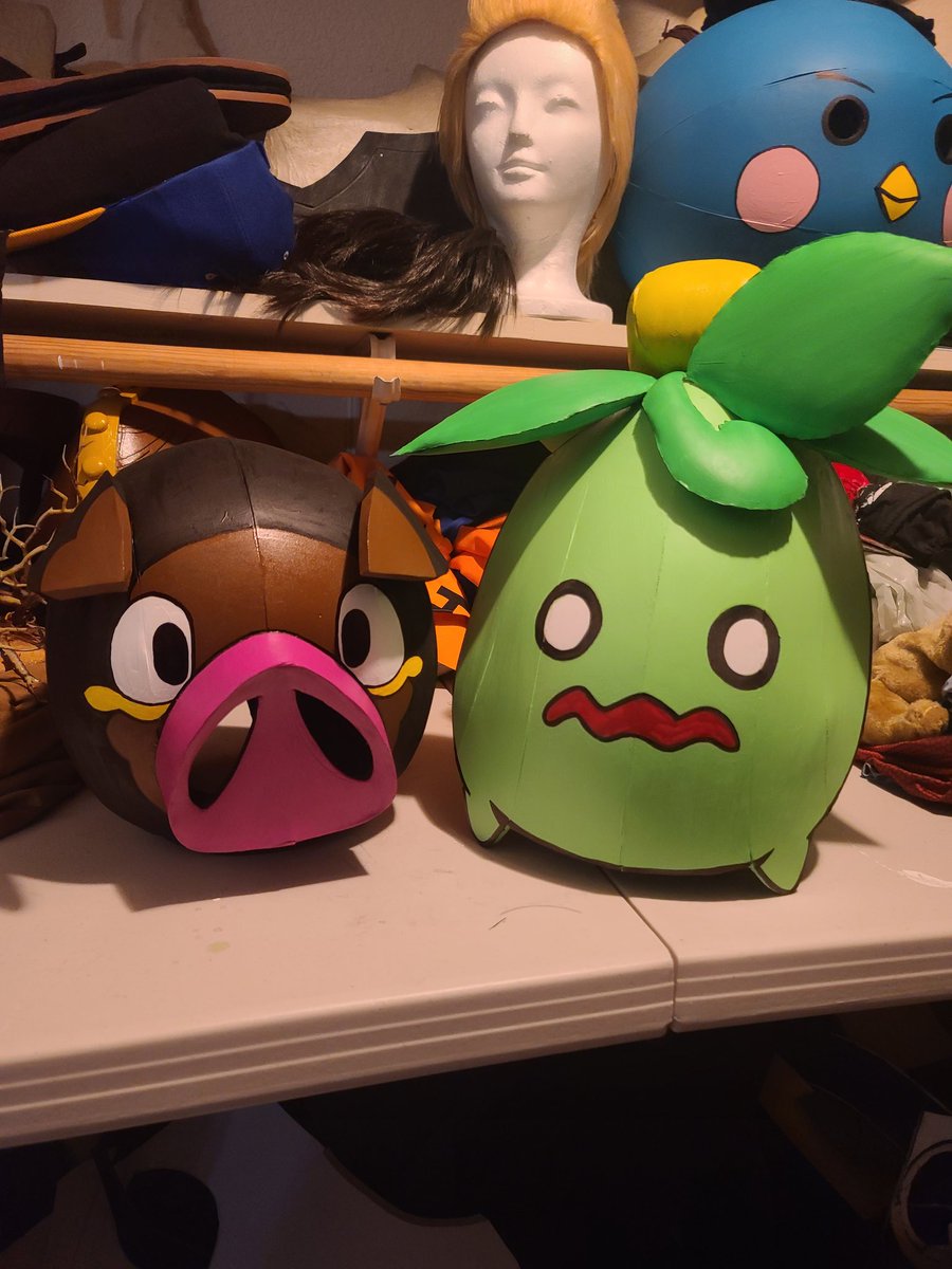 TimcangJr's tweet image. Lechonk and Smoliv #PokemonScarletandviolet #Smoliv #leCHONK