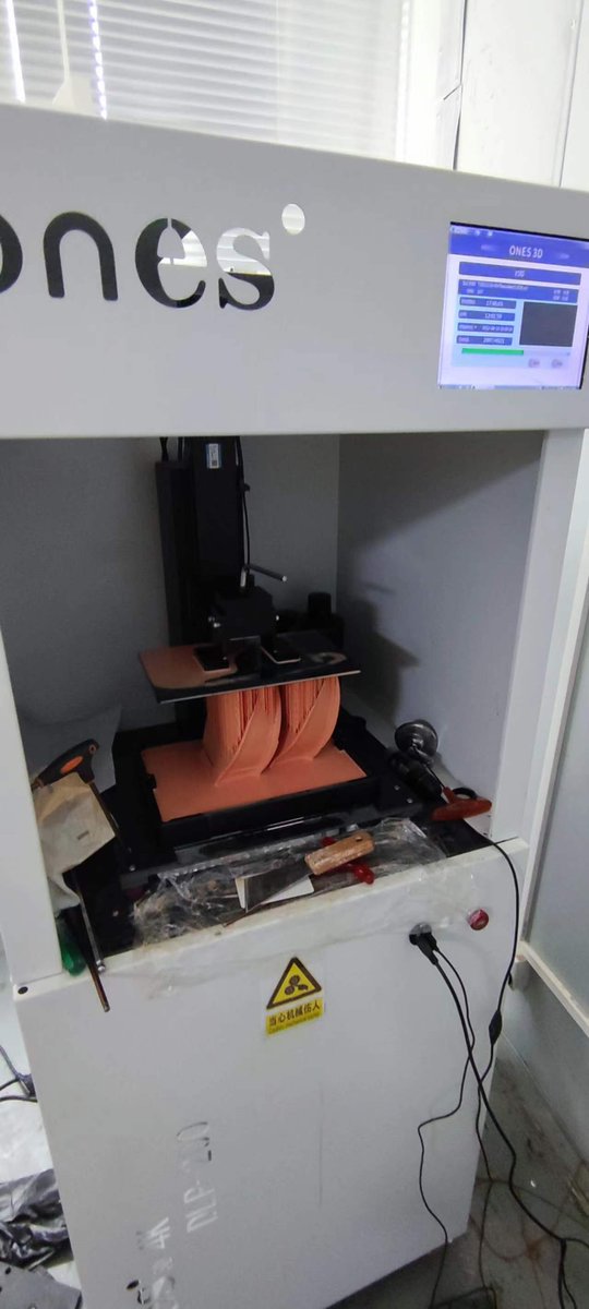 AlexPin39836639's tweet photo. 405nm DLP 3d printer for shoe mold. 4,953 layers with 17.5 hours,
layer thickness 0.06mm.machine work size:249.6*140.4*300mm &amp; Resolution :0.065mm.Customized Solutions. https://t.co/aQEH7UJ0RR