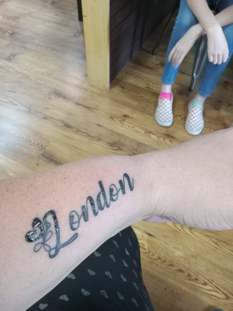 Got fresh ink on friday.. love my new tat