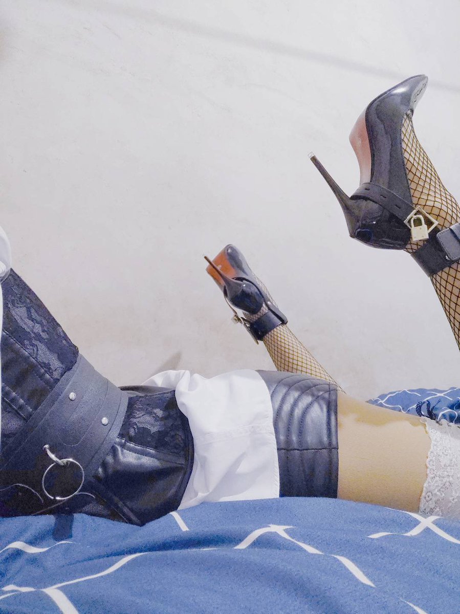 Yuer0716's tweet photo. 👠 https://t.co/zchzxzL4d6