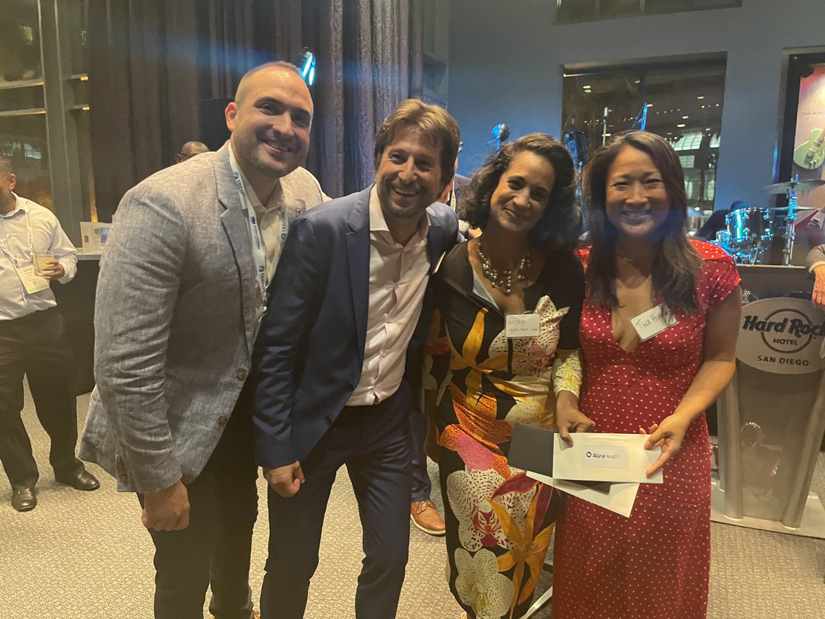 DiademBio's tweet image. Honorary team member @tinahuang just won @MusicBeatCancer raffle!