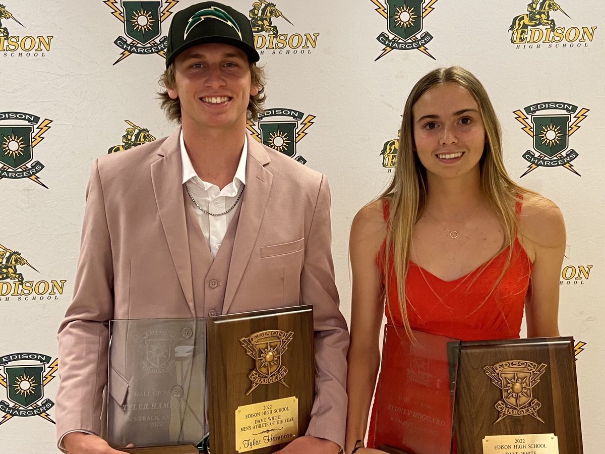 Congrats to Edison’s athletes of the year Tyler Hampton and Sydney Hoggard. Multi sport stars for the Chargers!! ⁦<a href="/ocvarsity/">ocvarsity</a>⁩ ⁦<a href="/latsondheimer/">eric sondheimer</a>⁩ ⁦<a href="/SteveFryer/">Steve Fryer</a>⁩ ⁦<a href="/DailyPilotSport/">Daily Pilot Sports</a>⁩ ⁦<a href="/EdisonSportsNet/">Edison Sports Net</a> ⁦