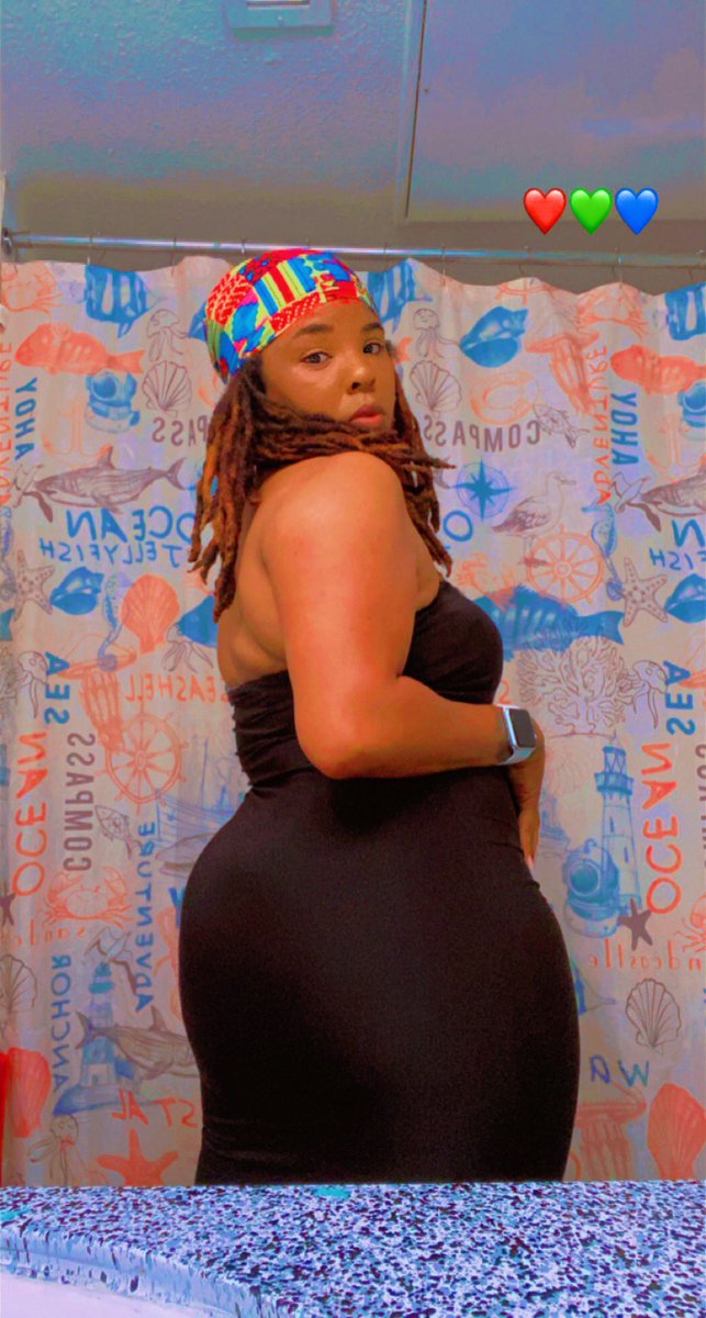 KweenKeliyah's tweet photo. I been working on me. I had to learn to love myself. #mylove https://t.co/XRWr6F4BUr